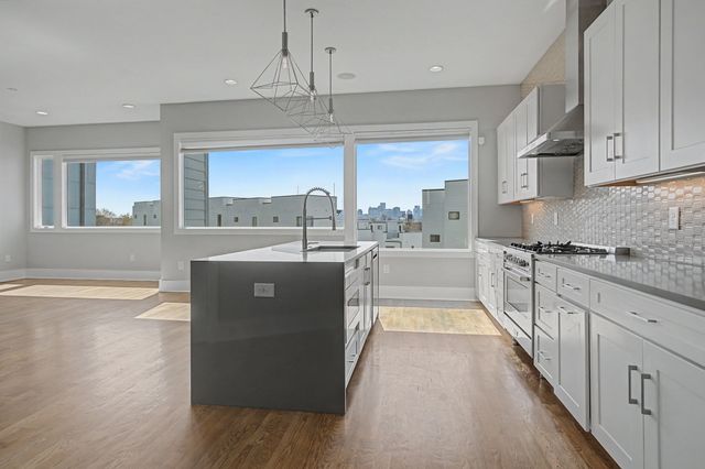 118B Fern Ave, Nashville, TN 37207