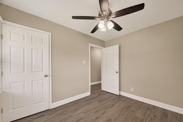 12114 Palmcrest Street, Houston, TX 77034
