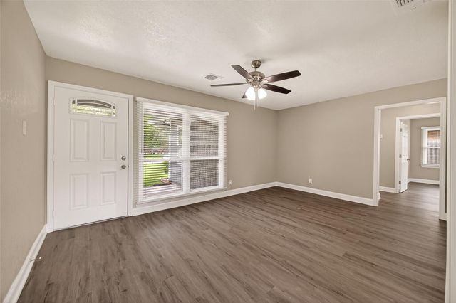 12114 Palmcrest Street, Houston, TX 77034