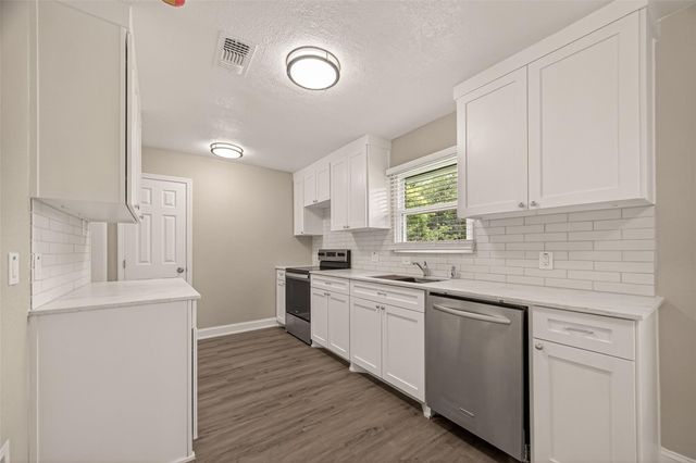 12114 Palmcrest Street, Houston, TX 77034