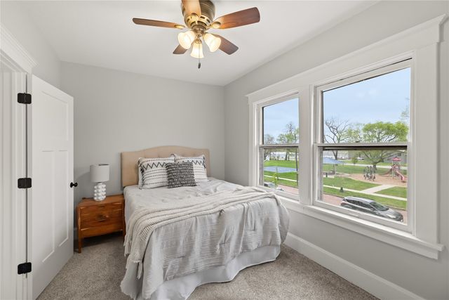 1702 Logan Avenue, Des Moines, IA 50316