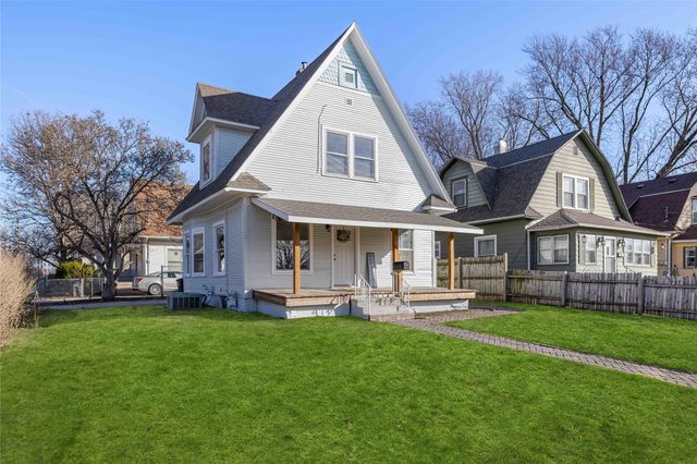 1702 Logan Avenue, Des Moines, IA 50316