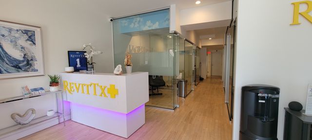 2465 N Halsted Street, Chicago, IL 60614