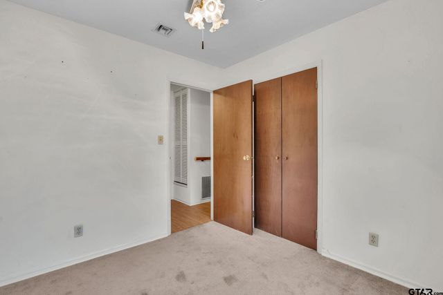 600 N Lake St, Waskom, TX 75692