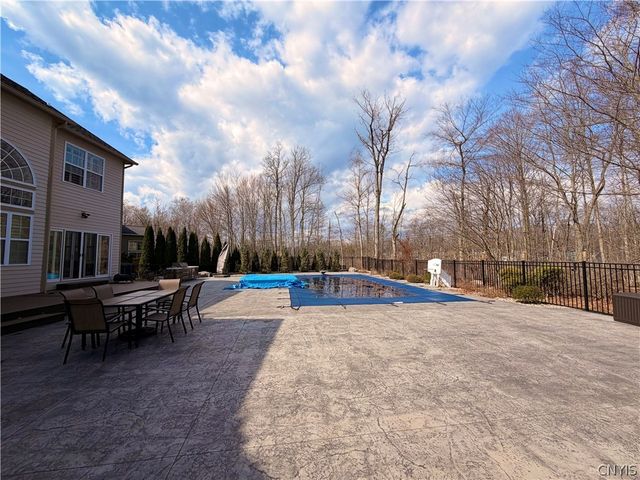 3027 Crocus Lane, Lysander, NY 13027