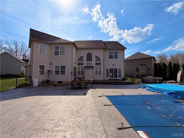3027 Crocus Lane, Lysander, NY 13027