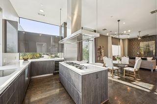 5929 E Post Oak Lane, Houston, TX 77055