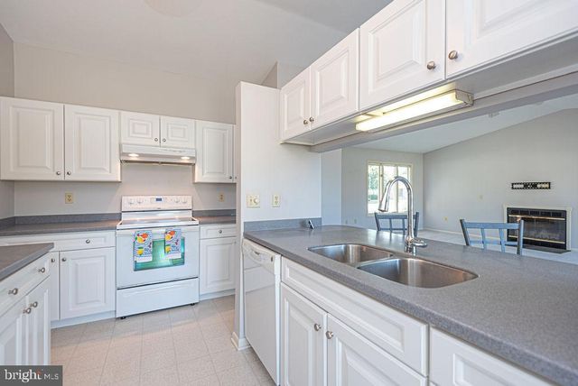426 JACKIE DR, Ocean View, DE 19970