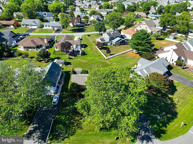 426 JACKIE DR, Ocean View, DE 19970