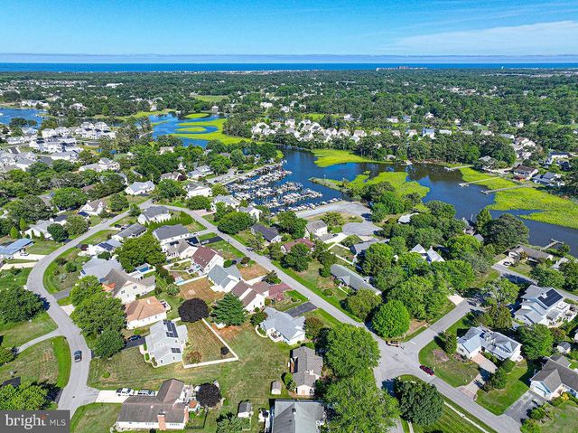 426 JACKIE DR, Ocean View, DE 19970