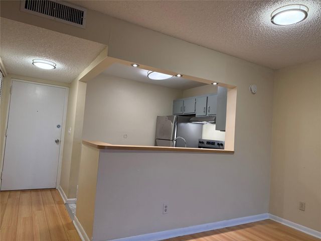 4273 NW 89th Avenue, Coral Springs, FL 33065