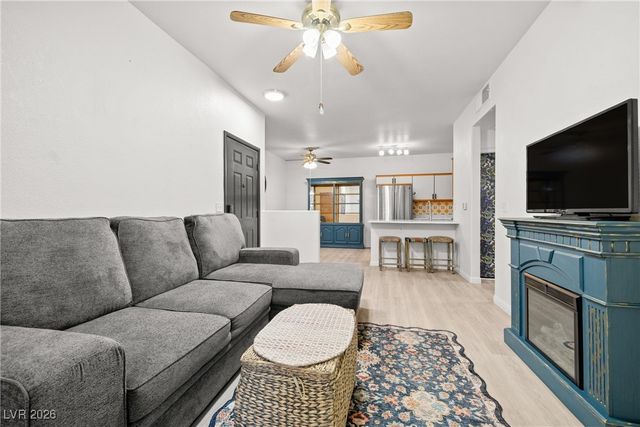 5751 Hacienda Avenue 135, Las Vegas, NV 89122