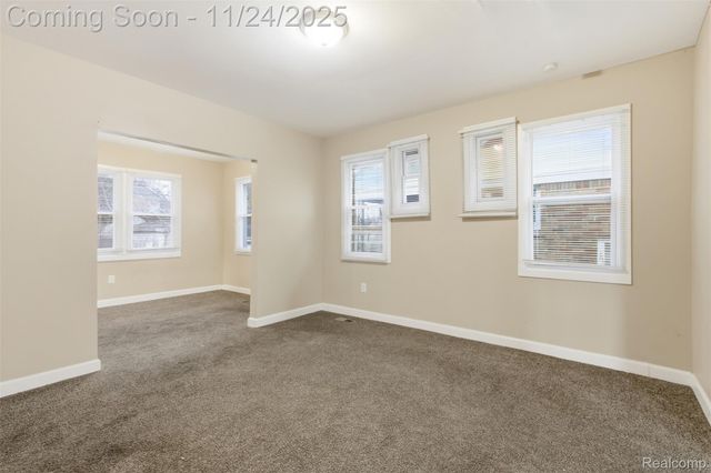 5583 Nottingham Road, Detroit, MI 48224