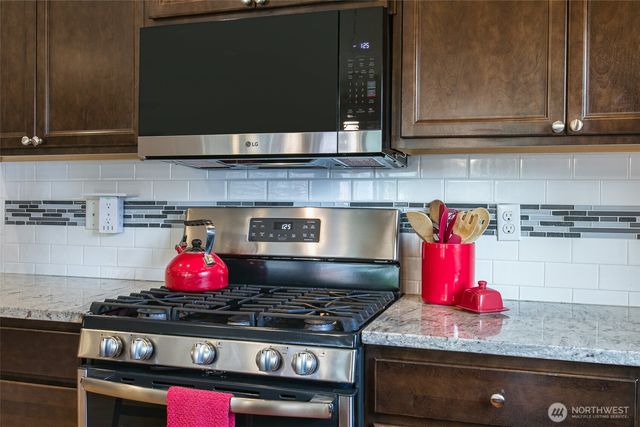 4010 McLaughlin Road, Mount Vernon, WA 98273