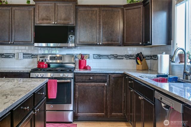 4010 McLaughlin Road, Mount Vernon, WA 98273