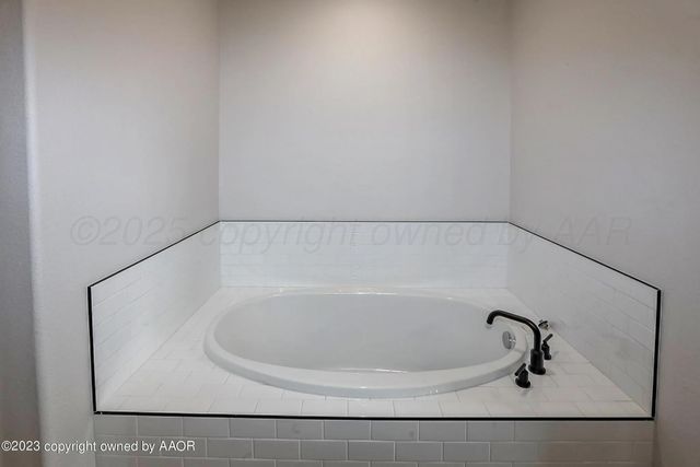 504 COUNTRY CLUB Drive, Canyon, TX 79015