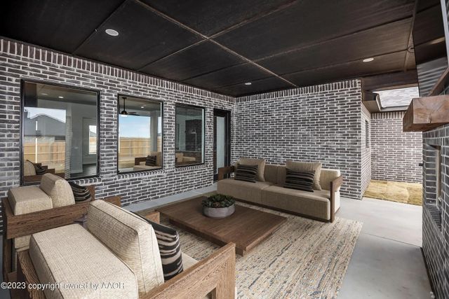 504 COUNTRY CLUB Drive, Canyon, TX 79015