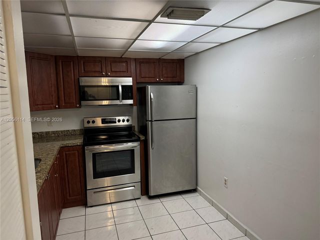 2055 SW 122nd Ave 406, Miami, FL 33175