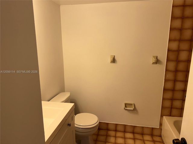 2055 SW 122nd Ave 406, Miami, FL 33175