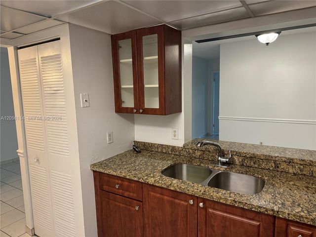 2055 SW 122nd Ave 406, Miami, FL 33175