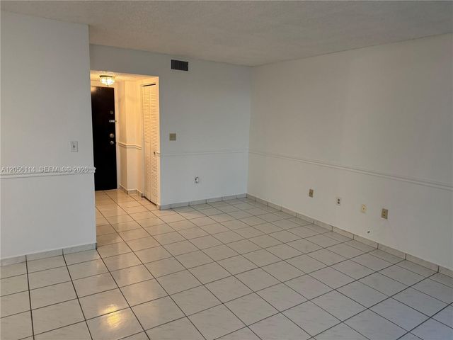 2055 SW 122nd Ave 406, Miami, FL 33175