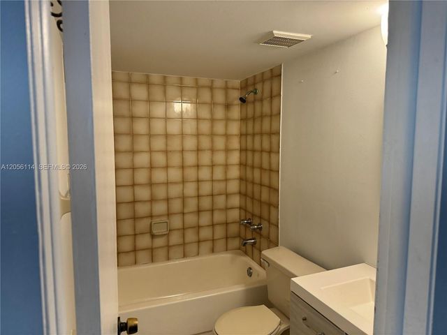 2055 SW 122nd Ave 406, Miami, FL 33175