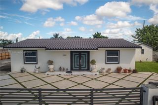 3541 SW 105th Ct, Miami, FL 33165