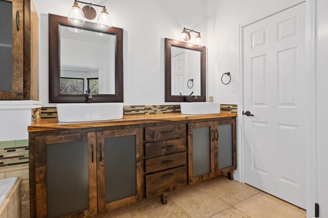 3313 Burks LN, Austin, TX 78732