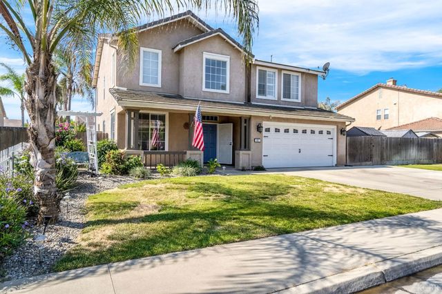 917 W Windsor Drive, Hanford, CA 93230