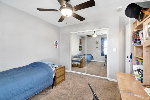 917 W Windsor Drive, Hanford, CA 93230