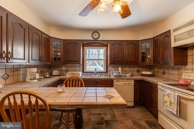 1721 DARMSTADT AVENUE, Egg Harbor City, NJ 08215