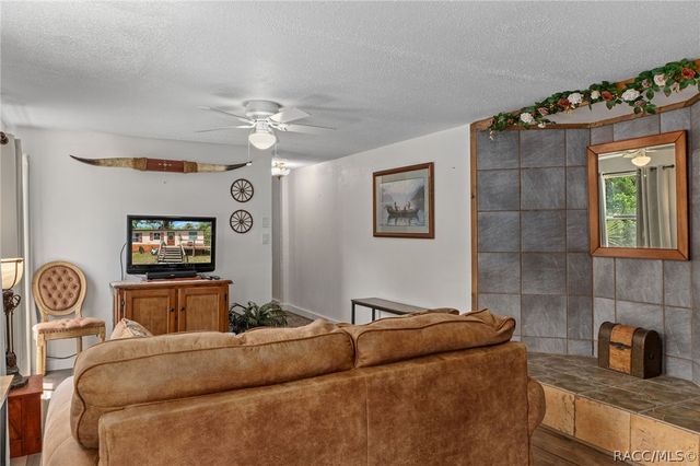 6946 E Channel Drive, Hernando, FL 34442