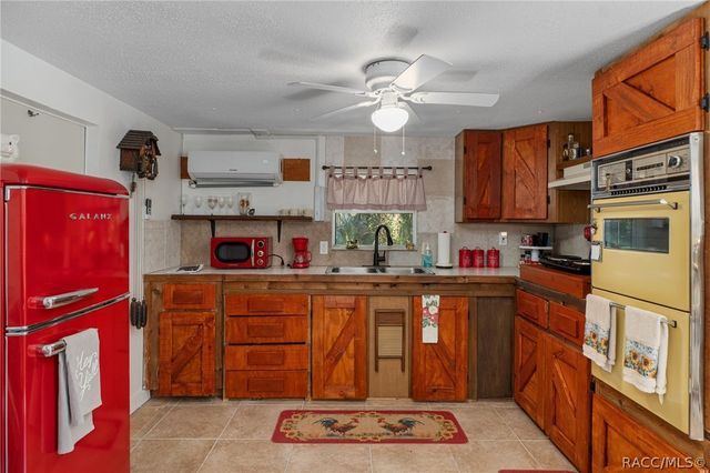 6946 E Channel Drive, Hernando, FL 34442