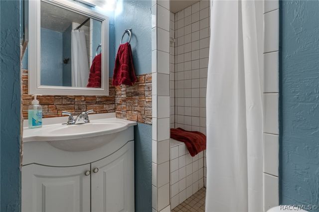 6946 E Channel Drive, Hernando, FL 34442