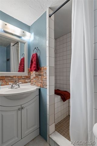 6946 E Channel Drive, Hernando, FL 34442