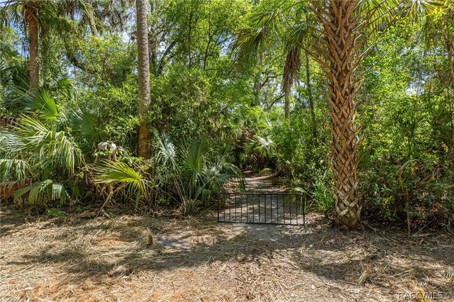 6946 E Channel Drive, Hernando, FL 34442