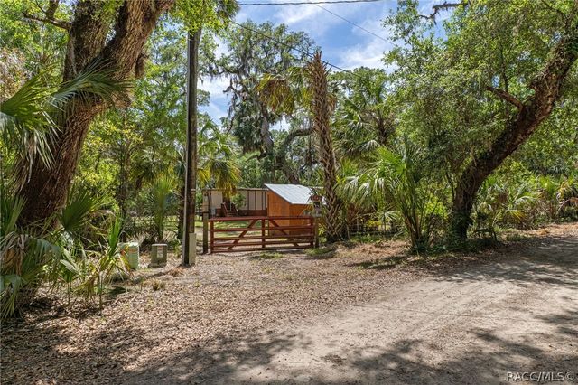 6946 E Channel Drive, Hernando, FL 34442