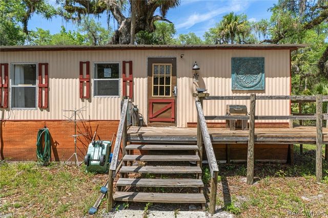 6946 E Channel Drive, Hernando, FL 34442
