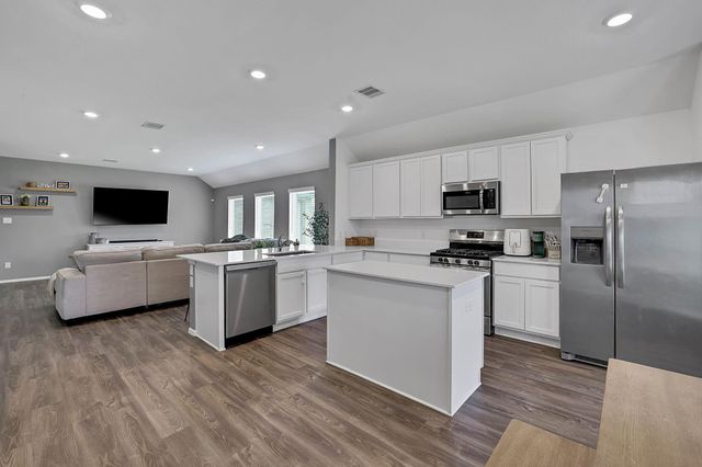 4731 Tindarey Glen Lane, Baytown, TX 77521