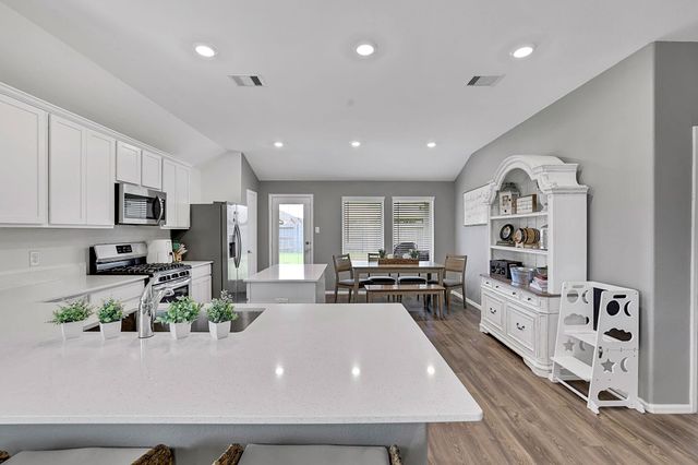 4731 Tindarey Glen Lane, Baytown, TX 77521