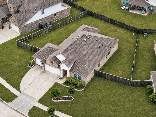4731 Tindarey Glen Lane, Baytown, TX 77521