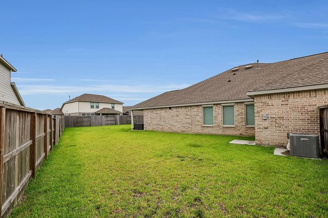 4731 Tindarey Glen Lane, Baytown, TX 77521