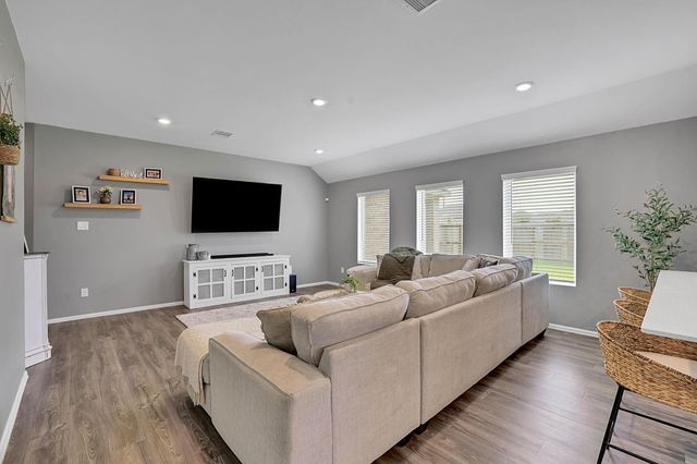 4731 Tindarey Glen Lane, Baytown, TX 77521