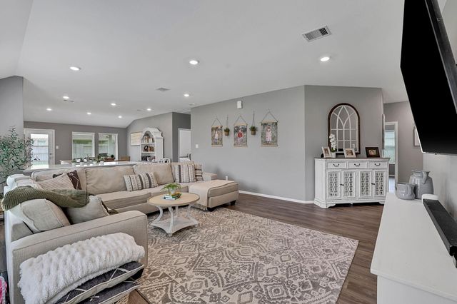 4731 Tindarey Glen Lane, Baytown, TX 77521