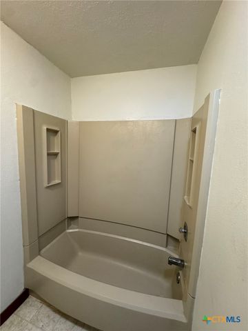 205 Wingate, Seguin, TX 78155