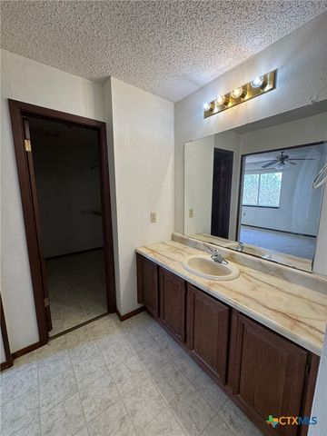 205 Wingate, Seguin, TX 78155