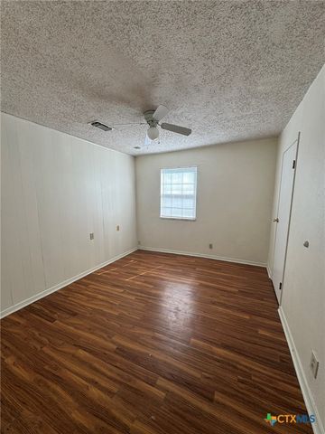 205 Wingate, Seguin, TX 78155