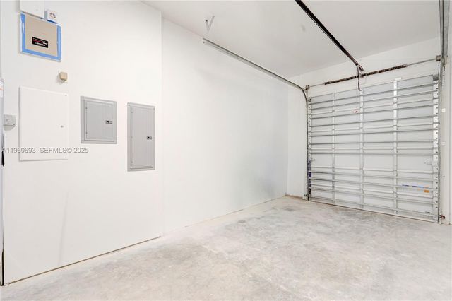 1805 NW 22nd Ct 1805, Miami, FL 33125