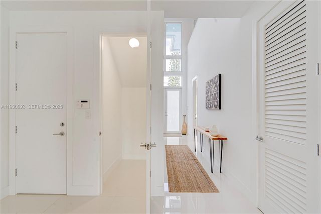 1805 NW 22nd Ct 1805, Miami, FL 33125