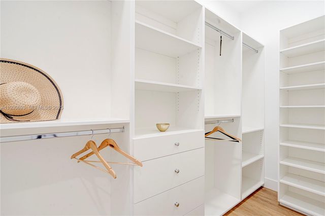 1805 NW 22nd Ct 1805, Miami, FL 33125